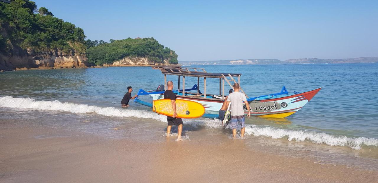 Ombak Resort At Ekas , A Luxury Surf And Kite Surf Destination Dış mekan fotoğraf